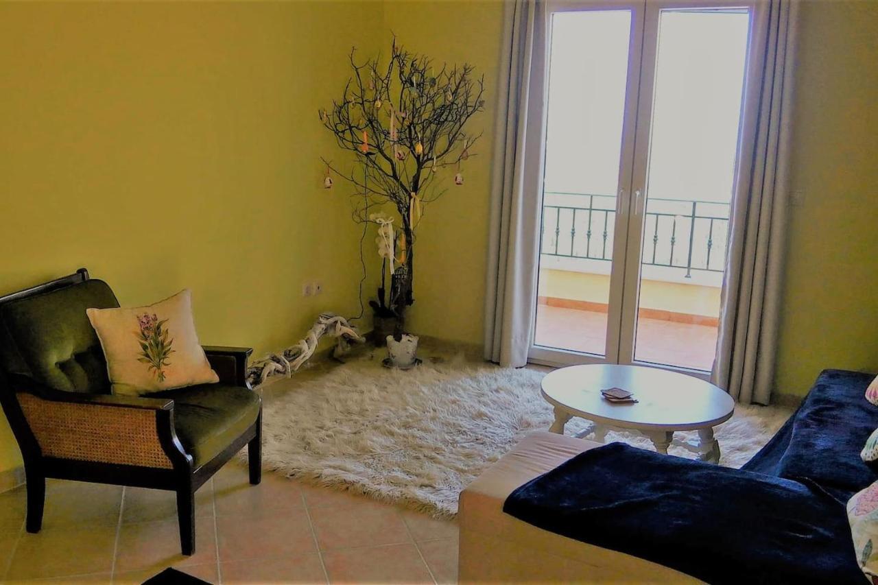 Ferienwohnung Ermina'S Gaze Agioi Deka  Exterior foto