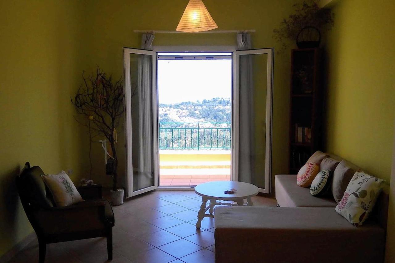 Ferienwohnung Ermina'S Gaze Agioi Deka  Exterior foto